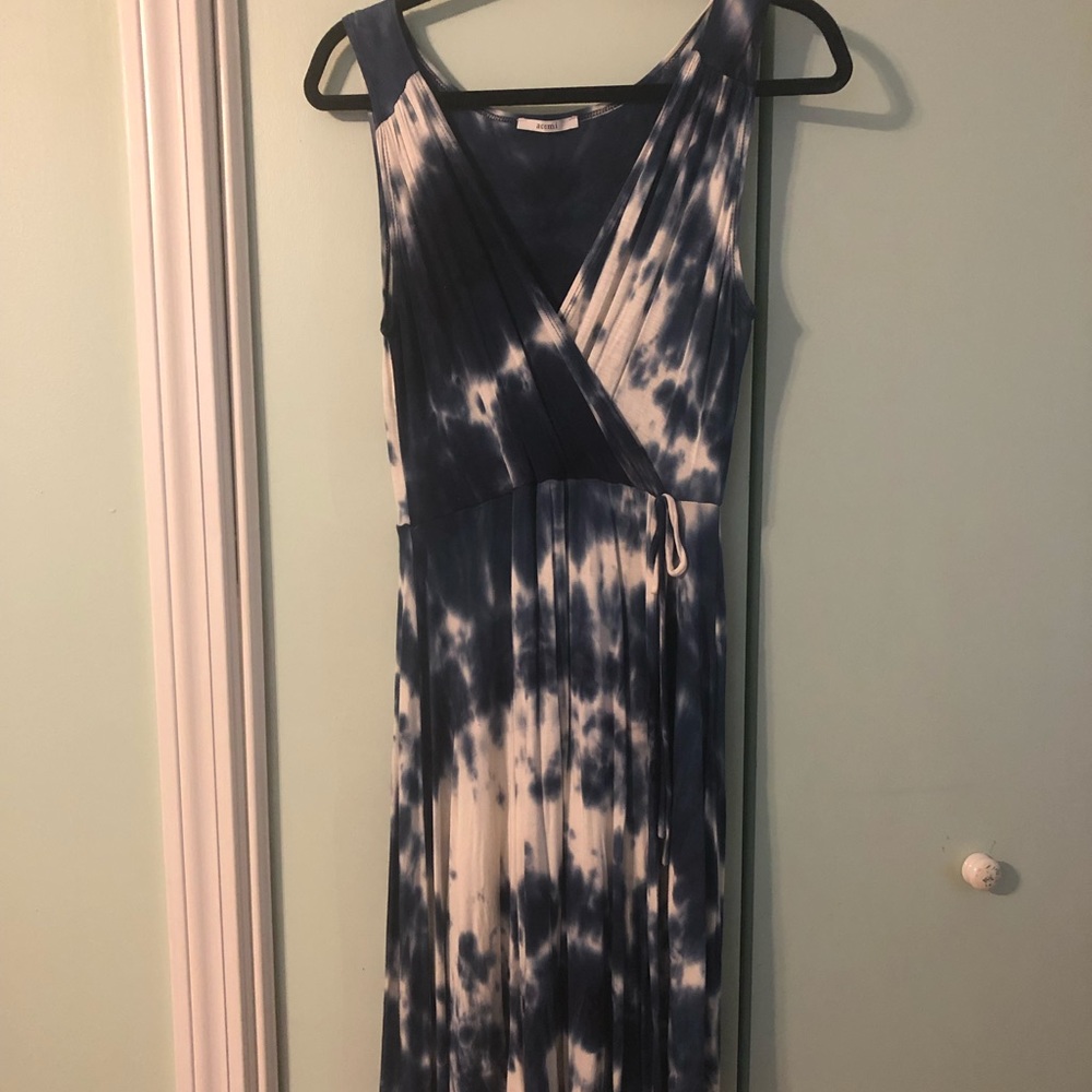 Navy/white tie dye faux wrap dress